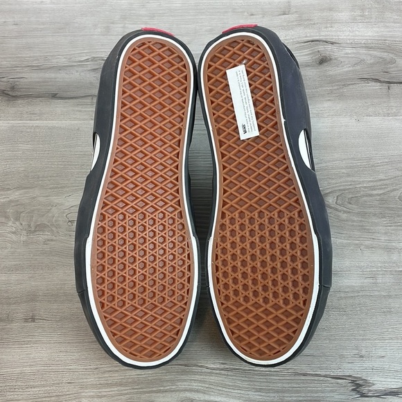 COPY - VANS - SK8 HI CAGE HIGH TOPS - Picture 9 of 9